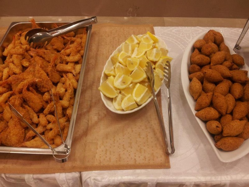 421929_419111471514546_1656165719_n