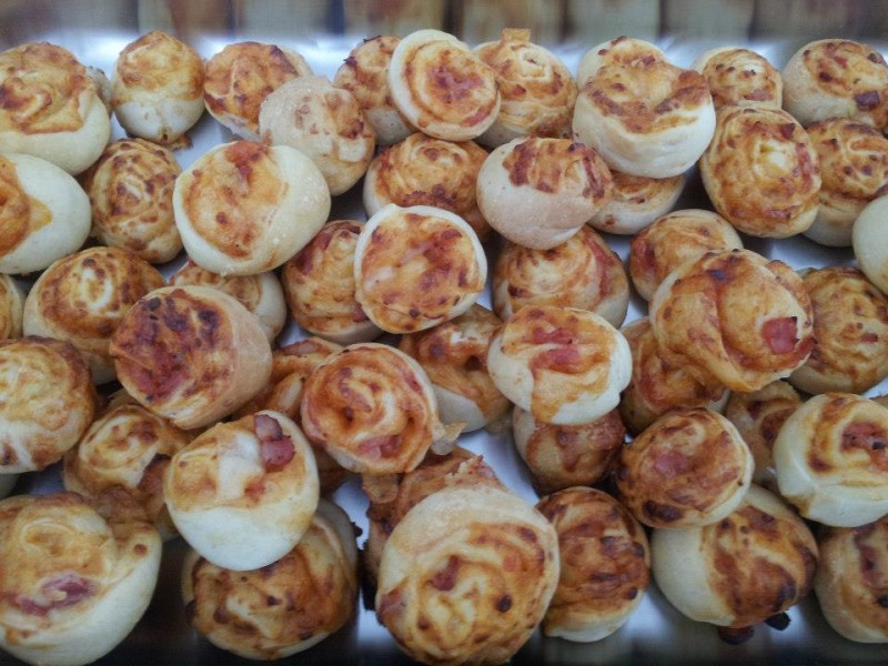 269235_398826790209681_923445500_n