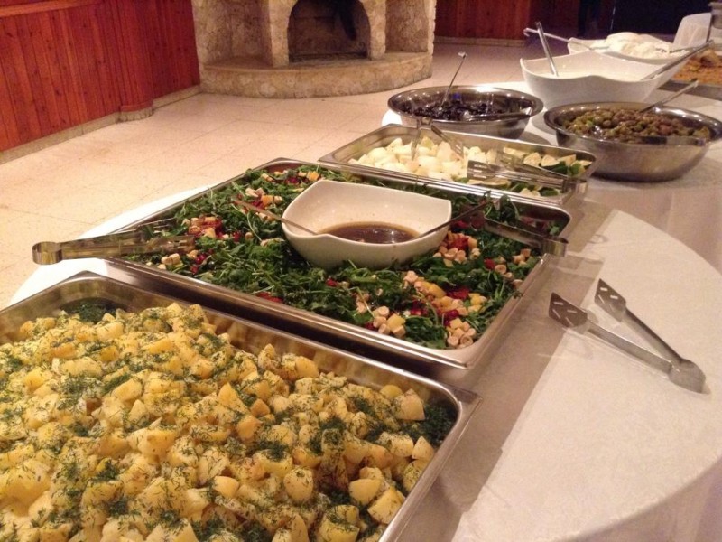 10428441_694536690638688_1239176749890964833_n